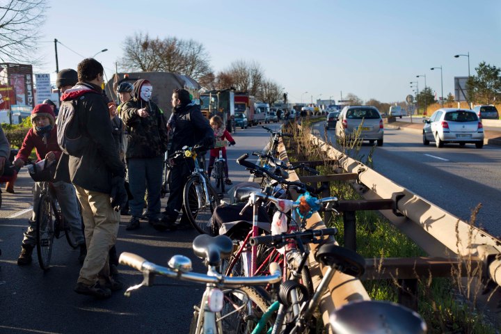 surRN10_28nov9Z6A9144